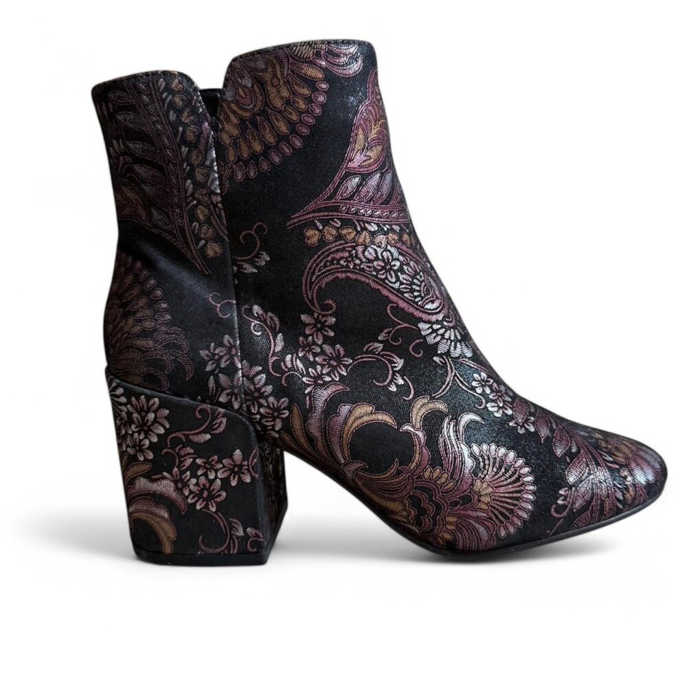 ALDO Women's Black and Purple Boots